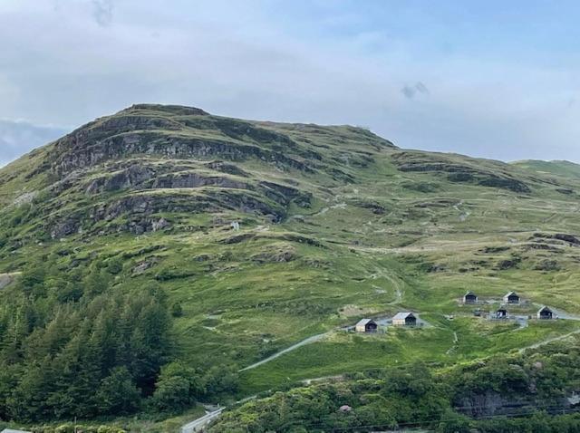 Llechwedd Glamping Hotel Blaenau Ffestiniog Exterior photo