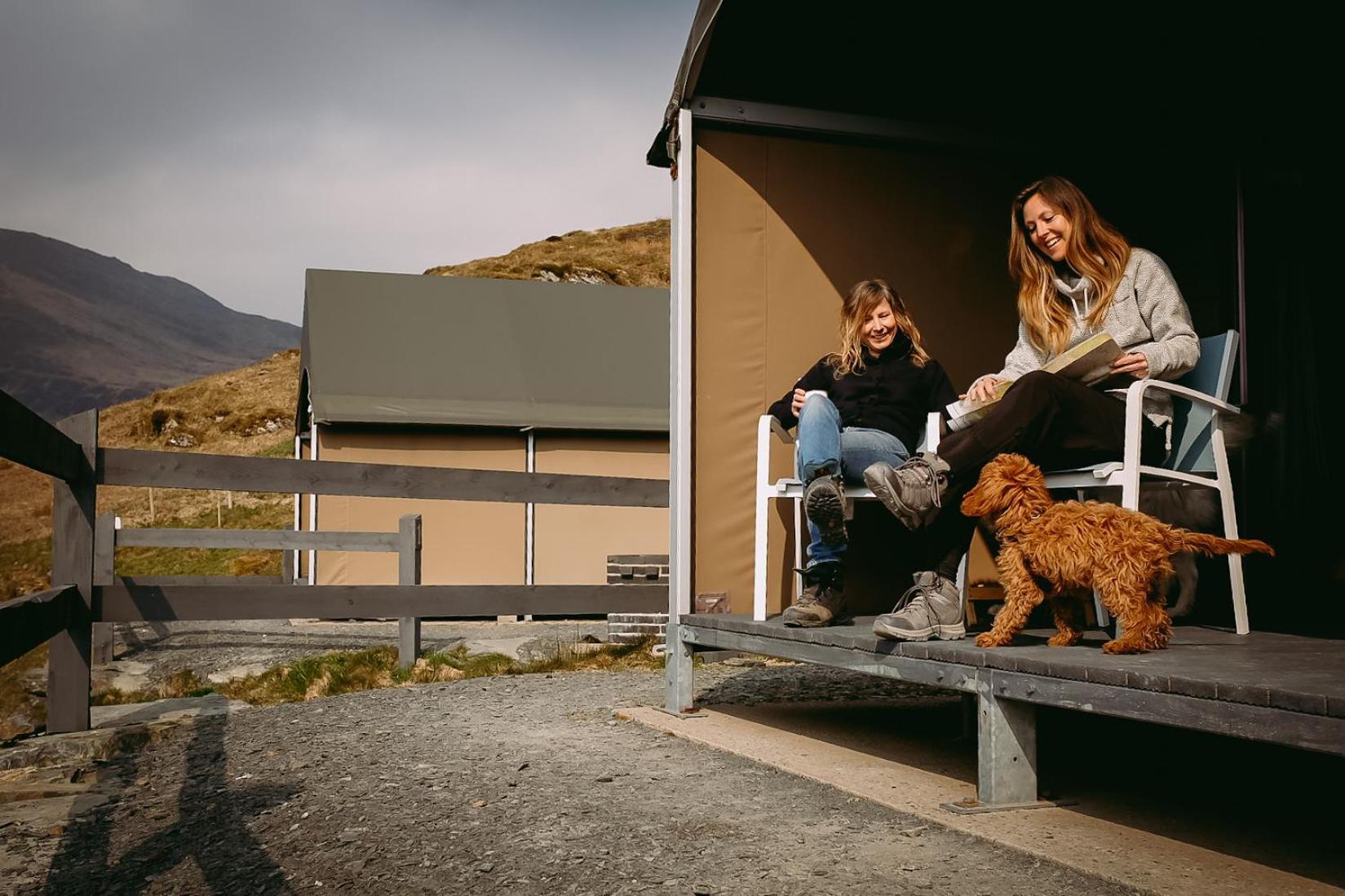 Llechwedd Glamping Hotel Blaenau Ffestiniog Exterior photo